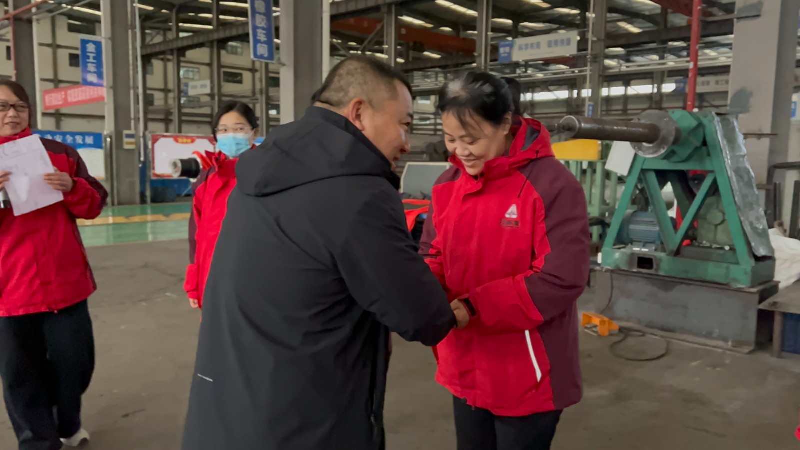 師徒攜手促成長，獎(jiǎng)勵(lì)儀式暖人心