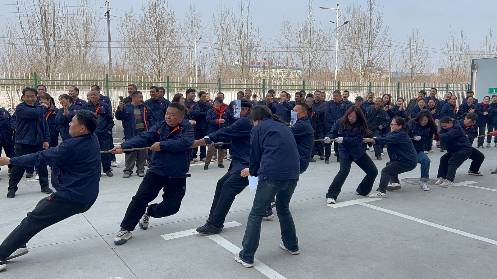 巾幗綻芳華，共慶三八節(jié)